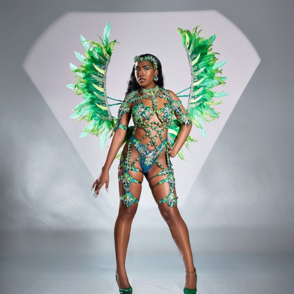 The Core - Female - Midline w Medium Wings